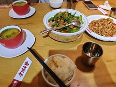 -胡子大厨·超级小炒肉(晶耀前滩店)