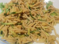 -东口码头·烧鸽子·鱼头泡饼·地方菜(金鹰悦城店)