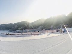 -大别山南武当滑雪场