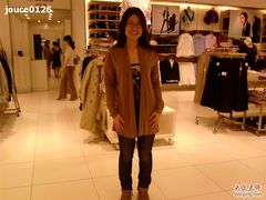 -优衣库(上海正大广场店)