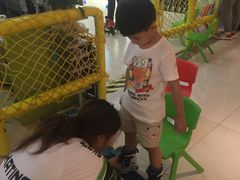 -阿布溜溜(同曦假日百货店)