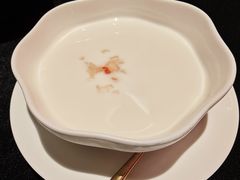 自制海石花酸奶-醉东Oriental House(静安嘉里中心店)
