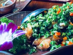 大理风味葱椒鸡-花马天堂云南餐厅 Lost Heaven(外滩店)