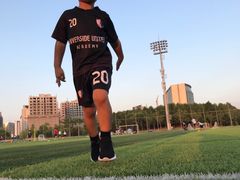 -Riverside河畔少儿足球培训(前滩店)