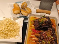 -黄记煌三汁焖锅(新佳丽江汉路店)