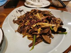 -小厨子私房菜·云南美食店