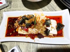 皮蛋拌豆腐-粤港湾砂锅粥·宵夜(宝龙店)
