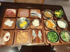 -银米·云南传统过桥米线(双廊黑金冠店)