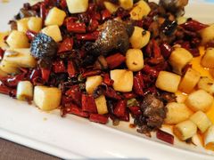 -湖泉水云间餐厅·弥勒地道菜(B座店)