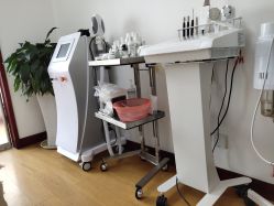 -Hello Lady发型设计