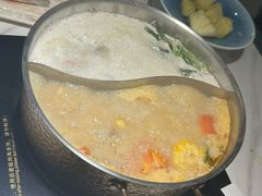 -椰子湾·海南火锅·糟粕醋·椰子鸡(正大广场店)