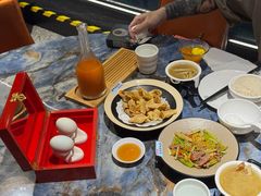 -佬太公海鸭·海鲜大排档(上海总店)