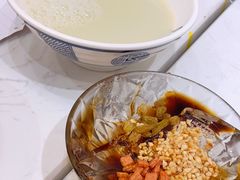 醇香豆浆-李与白包子铺(桐梓林店)