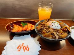 -8PINTS八品脱·日料·烧鸟·精酿小酒馆(莘庄店)