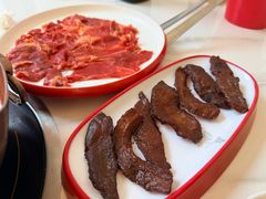 -毛辣果·贵州红酸汤牛肉火锅(西单店)