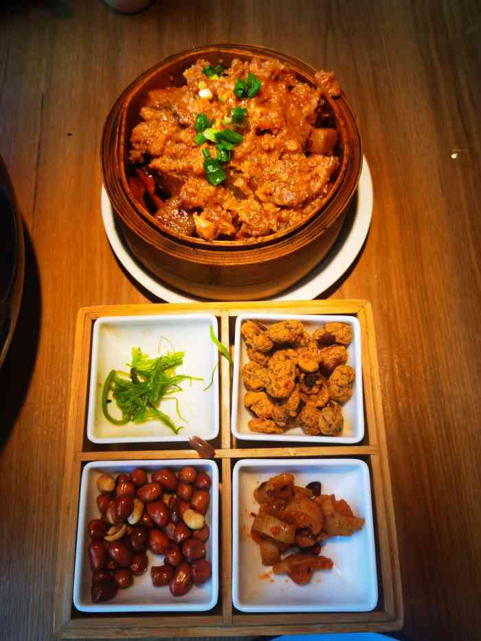 九锅一堂重庆菜(春熙群光直营店)