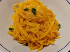 蟹黄咸蛋土豆丝-荆九爷爆炒桥头三嫩(夫子庙店)