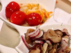 俄式腌菜拼盘-老井俄式餐厅