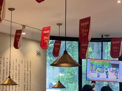 -镇南锅盖面馆(解放路店)