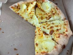 果肉榴莲比萨-达美乐比萨(井亭路店)