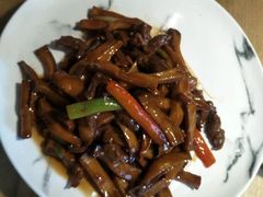 -吴越荣记苏州菜·松鼠桂鱼100%活鱼现做(斜塘老街店)