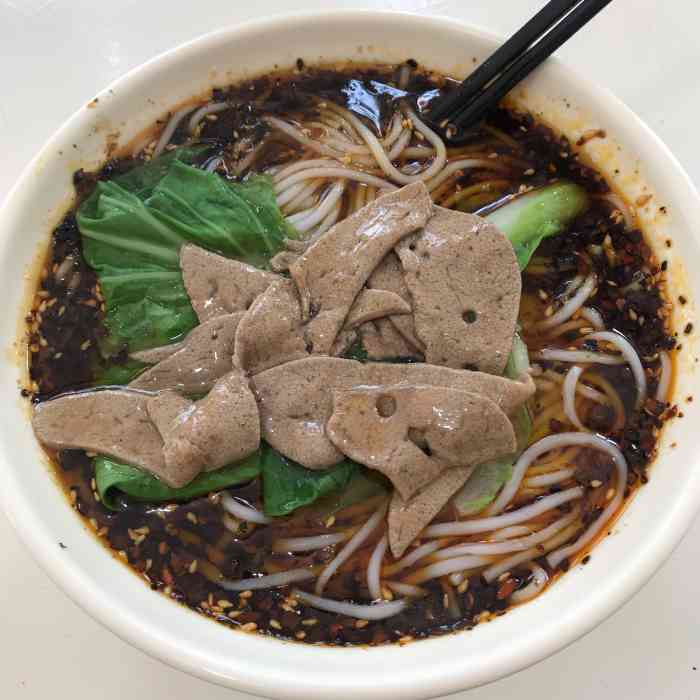 正宗武胜猪肝面-"就在家楼下非常方便 带朋友吃过一次 魂牵.