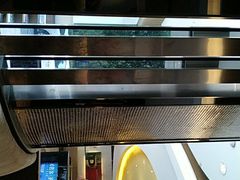 门面-必胜客(WOW西丽店)