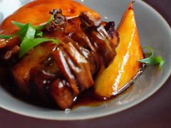 芋艿鮰鱼肚红烧肉-逸道(虹桥店)