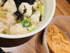 -手劲鱼丸馄饨铺(哈一百店)