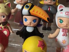 -泡泡玛特POPMART(上海环球港店)