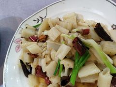 -洪霞餐馆