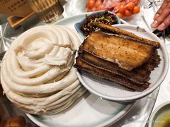 -巷子里小酒馆(繁荣路店)
