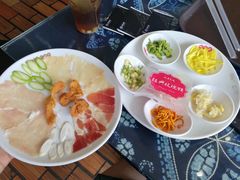 鲜花怒放过桥米线-桥香园过桥米线(国贸店)