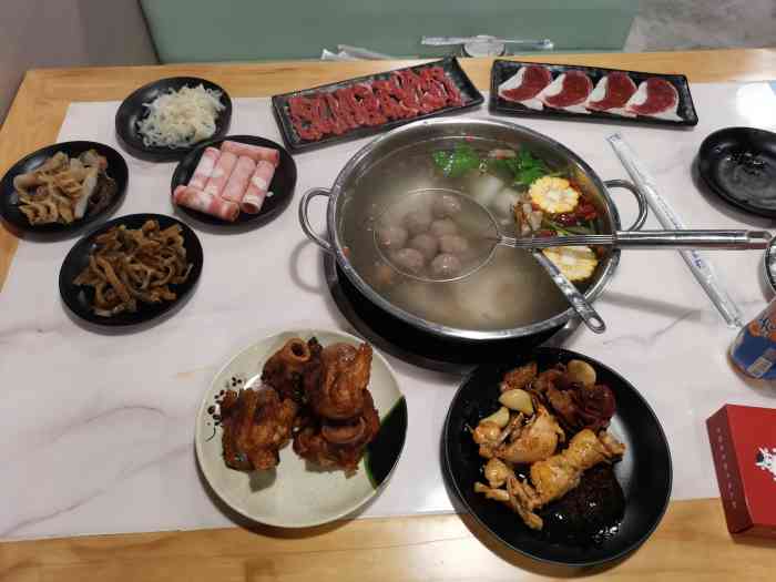 牛博士自助牛肉火锅-"[薄荷]环境: 在朋友圈刷到一家新开的牛.