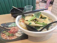 -蒙自源米线(东城星河城店)