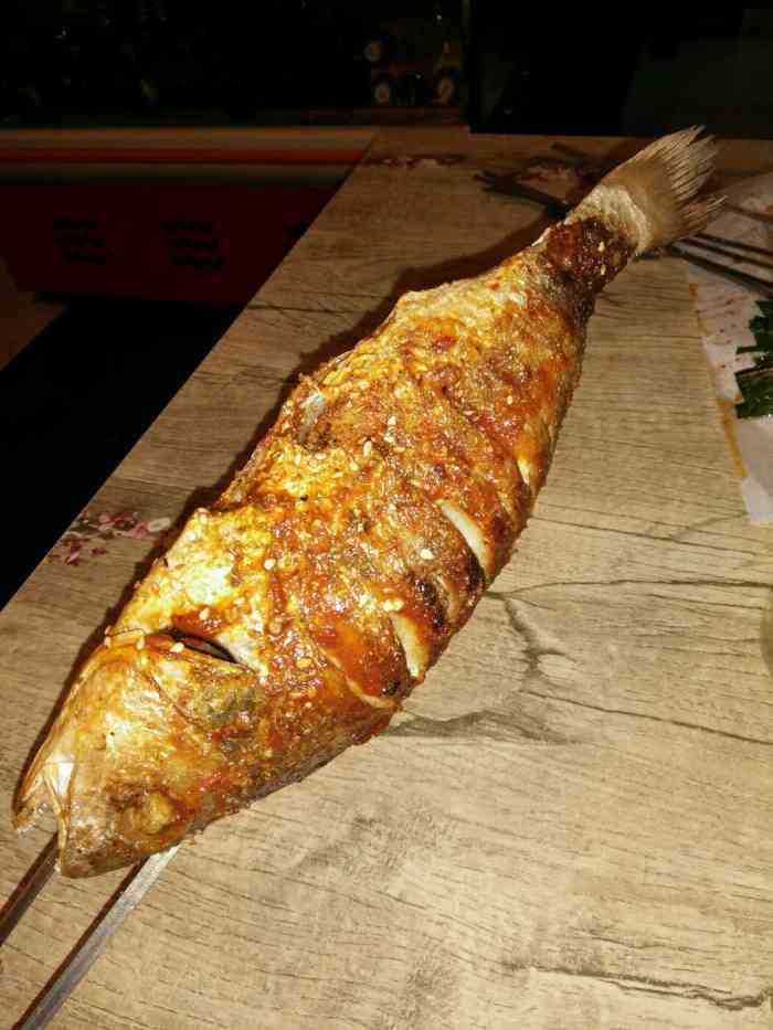 二丫烧烤-"烧烤味道很好,肉质松软可口,自己配的佐料.