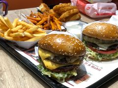 -The Habit Burger Grill 哈比特汉堡(爱琴海店)