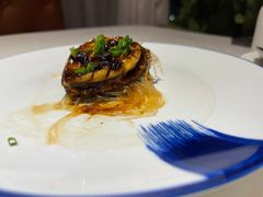 蒜蓉粉丝蒸鲍鱼-维园悦谱·海派家常菜(乌鲁木齐南路店)