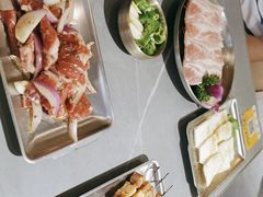 -围炉肉舍丹东海鲜烤肉·烤活鳗(步行街店)