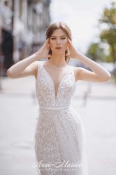 -Renee芮亦婚纱(原丽莎)