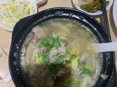 羊杂汤-闫家驴肉老店(华电一校店)