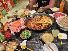 -周小明火锅(黑金冠社区店)