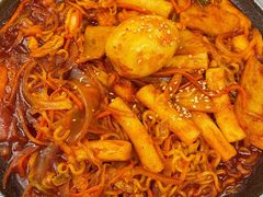 炒年糕-姜虎东白丁韩国烤肉(吉利大厦店)