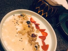米釀鲜果酸奶-丝路金桃·新疆菜(徐汇店)