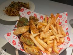 -春树下·树屋花房西餐厅(罍街AS1980店)