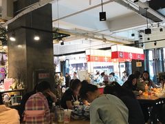大堂-星巴克(南京大世界店)