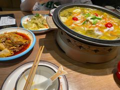-山城外·非遗酸菜鱼(蜀都万达店)