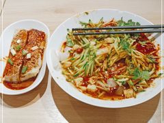 -良皮俍匠·凉皮·麻辣烫(中心广场店)