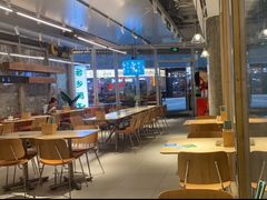 -老乡鸡(上海白玉兰广场店)