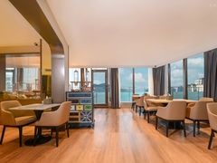 -爱舍海岸酒店(香港中路五四广场店)